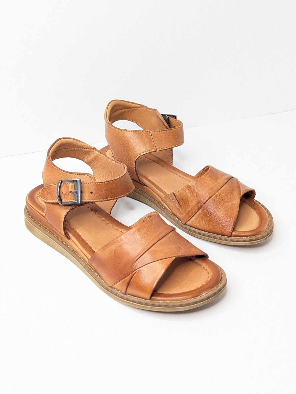 Miz Mooz Haley Low Wedge Sandals Brown Leather Womens 38 EU (US 7.5-8)
